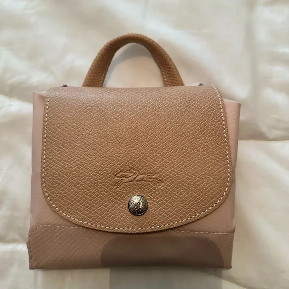 Longchamp - Picture 1 of 8